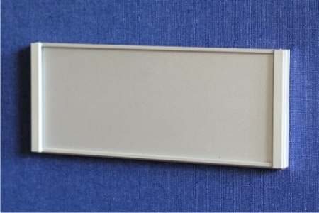 TABLICZKI ALUMINIOWE, JEDNOMODUŁOWE, DO PRZYKRĘCENIA